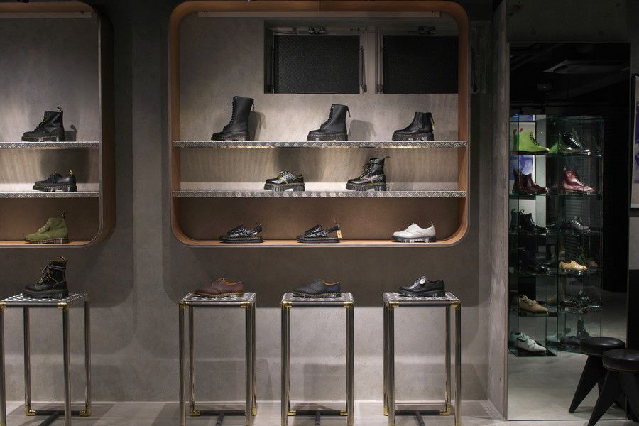 Dr. Martens Made In Endland（ドクターマーチン メイドインイングランド)と通常モデル