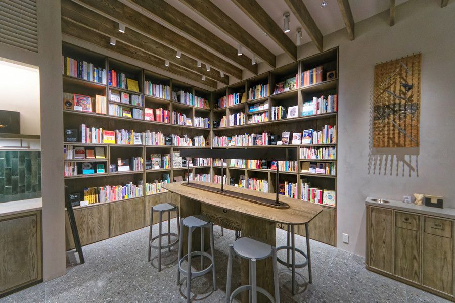 1F COOKBOOK LIBRARY AND COFFEE STAND(書籍 コーヒースタンド)