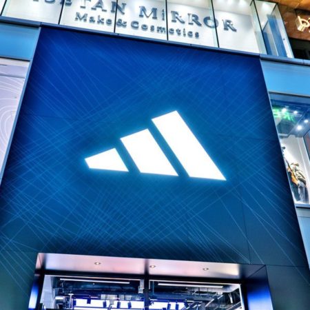 アディダス ブランドセンター 原宿 adidas Brand Center Harajuku