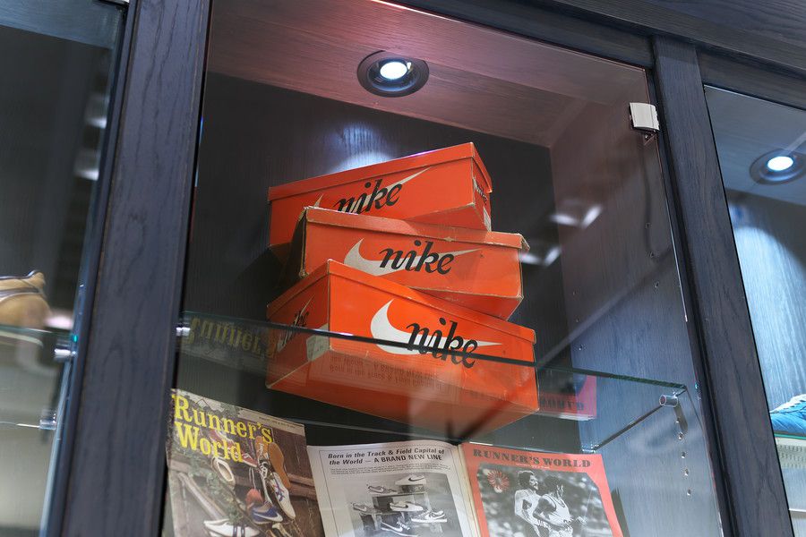 B25：SHOESBOX シューズボックス 70年代 日本製 筆記体ロゴ ミュンヘンオリンピックのロゴマーク入り