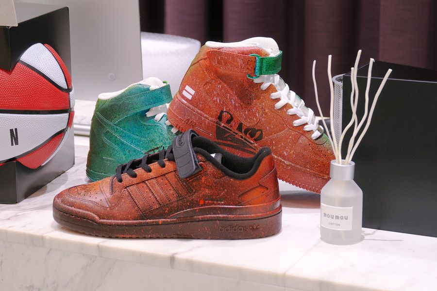 スニーカースクールのカスタムサンプル