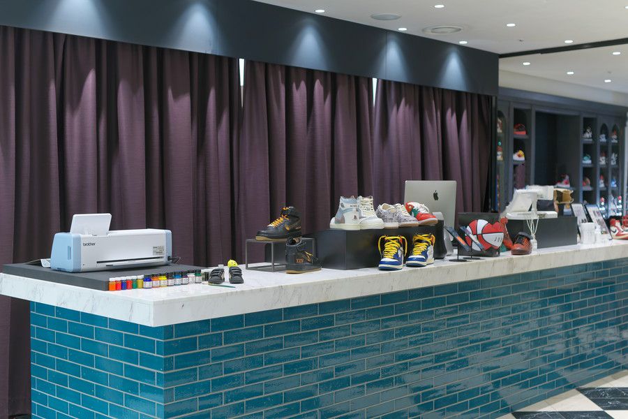 SNEAKER HOSPITAL スニーカーホスピタル 銀座スニーカーヒルズ GINZA SNEAKER HILLS