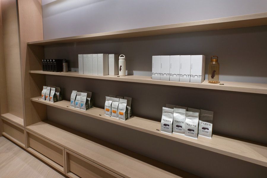 FENDER(フェンダー) 原宿のカフェで販売されるグッズやコーヒー豆