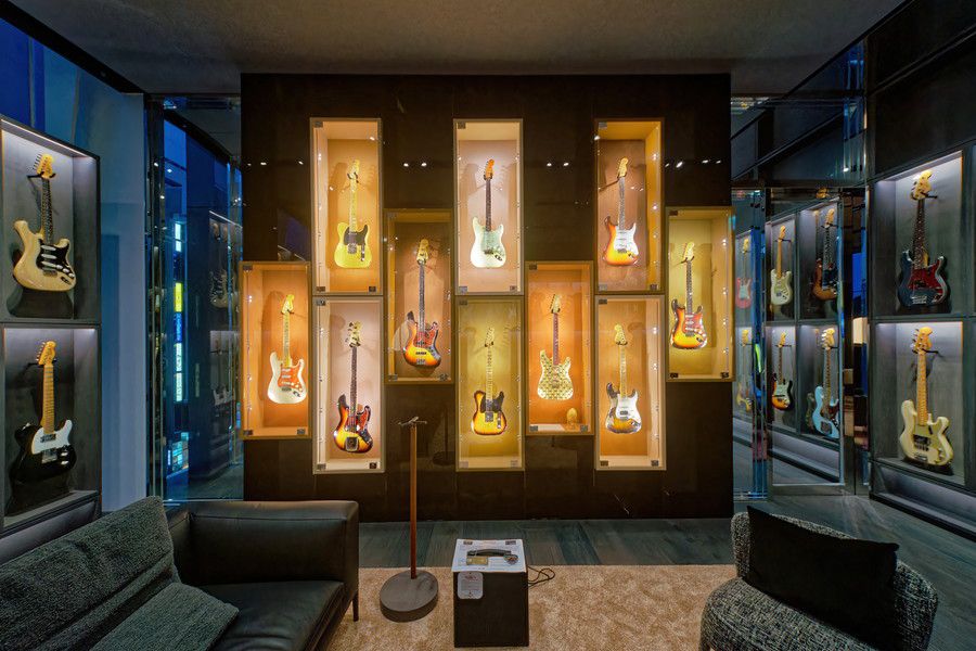 Fender Custom Shop(フェンダー カスタムショップ)の店内の様子