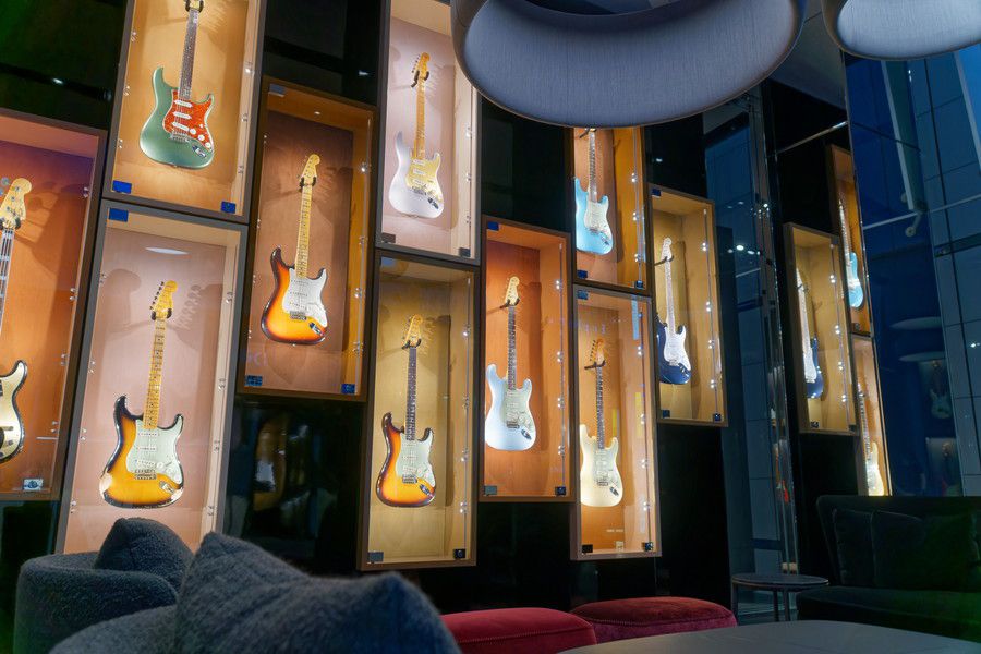 Fender Custom Shop(フェンダー カスタムショップ)の試奏が出来る空間