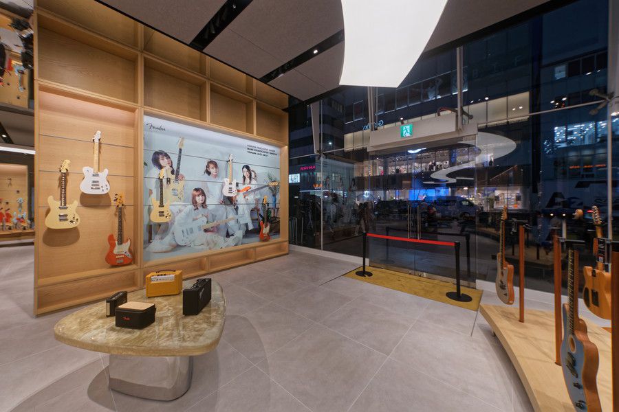 FENDER(フェンダー) 原宿 1Fの店内の様子