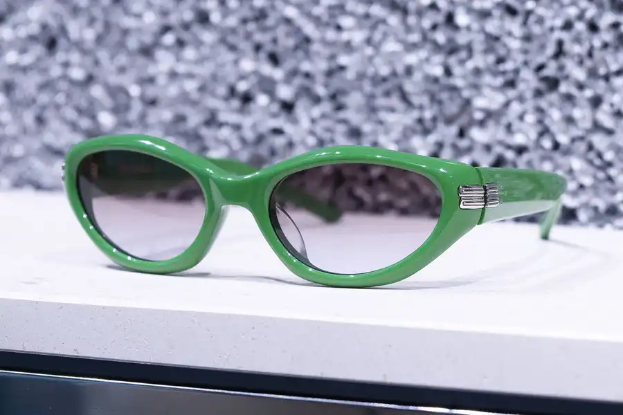 GENTLE MONSTER(ジェントルモンスター) Kiko GR7